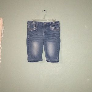 Light wash Jean short